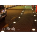 Świecąca kostka brukowa LED LedBruk Naturo transparentna 8,3x9,2x9,1x6 cm