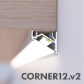 Profil aluminiowy LED CORNER12.v2 surowy z kloszem - realizacja z przekrojem