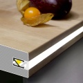 Profil aluminiowy LED HI8 anodowany z kloszem - realizacja z przekrojem
