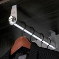 Profil aluminiowy LED OVAL20 czarny z kloszem - przykład zastosowania