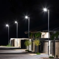 Solarna latarnia uliczna LED VIA z panelem fotowoltaicznym 50W 500lm 6000K IP54 - EKO9093 - realizacja