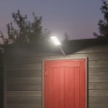 Solarna latarnia LED VENICE z panelem fotowoltaicznym i pilotem - 100W 750lm 4000K IP65 - EKO2514 - realizacja